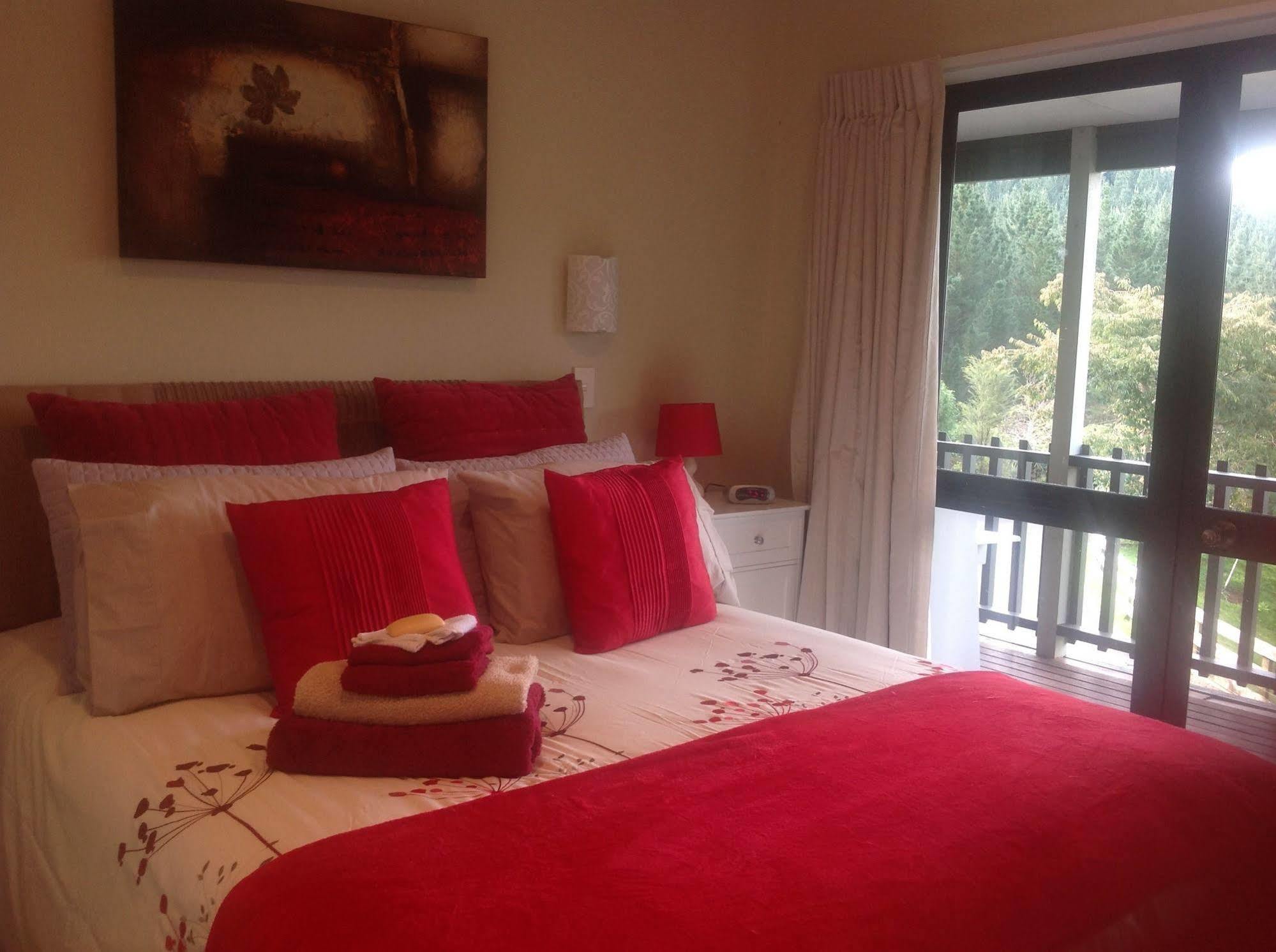 Karamu Valley Lodge Bagian luar foto